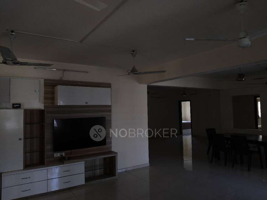 4 BHK Flat In Rajapushpa Atria  For Sale  In Kokapet 