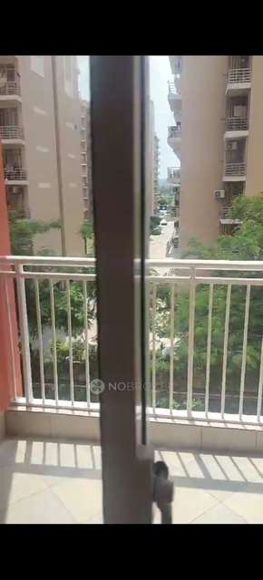 2 BHK Flat In Ashiana Anmol Plaza For Sale  In Sector-33