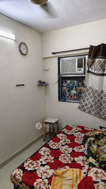 1 BHK Flat For Sale  In Kandivali East