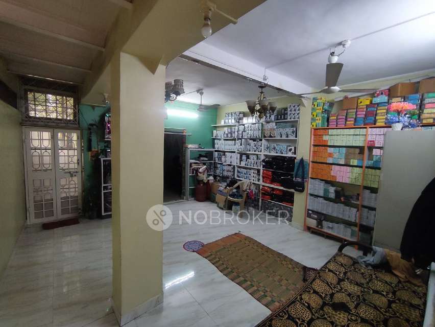 Showroom in Shree Gajlaxmi Jewellers Pvt Ltd, Pune for Rent 