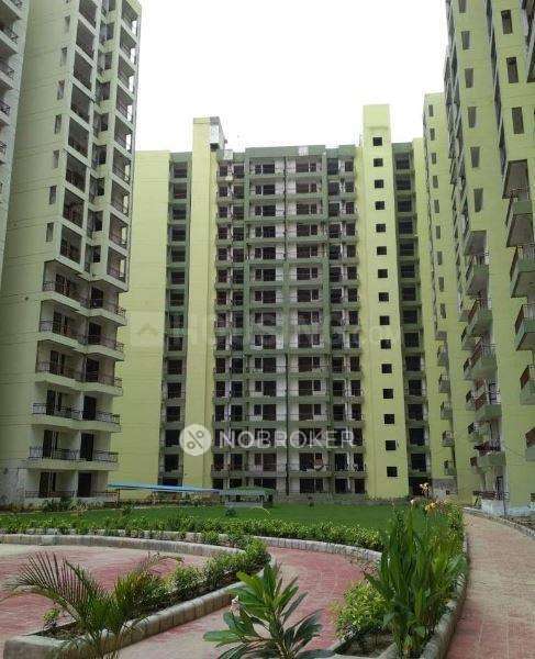 2 BHK Flat In Devika Gold Homz, Bisrakh Jalalpur for Rent  In Bisrakh Jalalpur