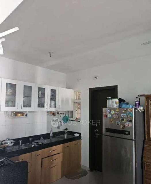 Single Room for Female In 2 BHK  In Mantra 29 Gold Coast In Dhanori