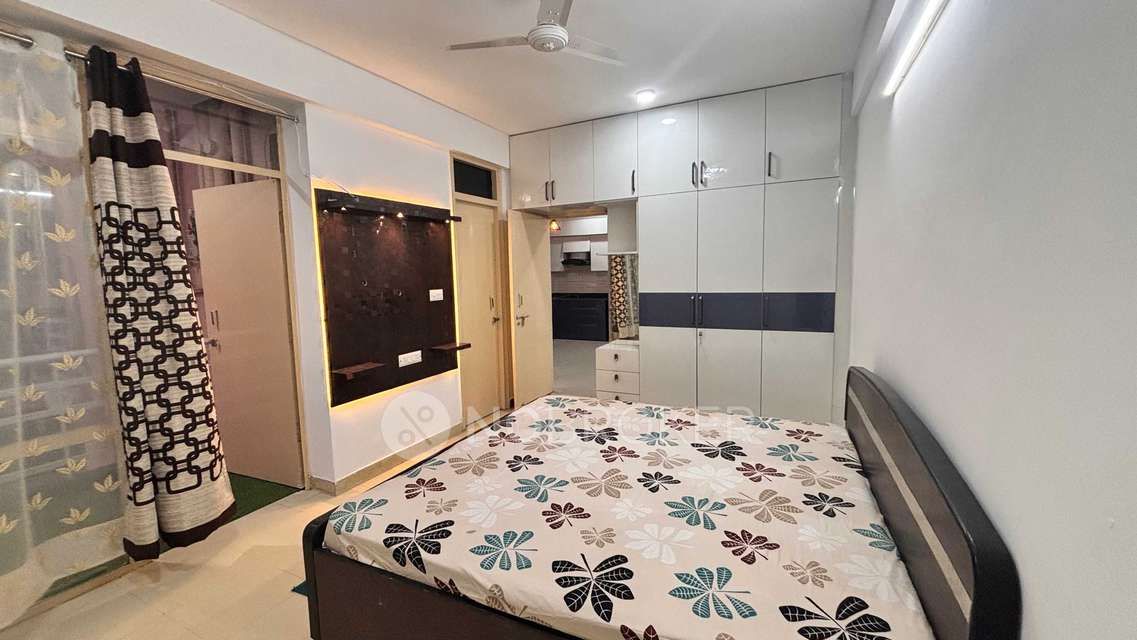2 BHK Flat In Breez Global City Centre for Rent  In Sector 33