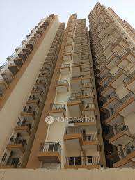 3 BHK Flat In Amrapali Tropical Garden For Sale  In Sector - 106