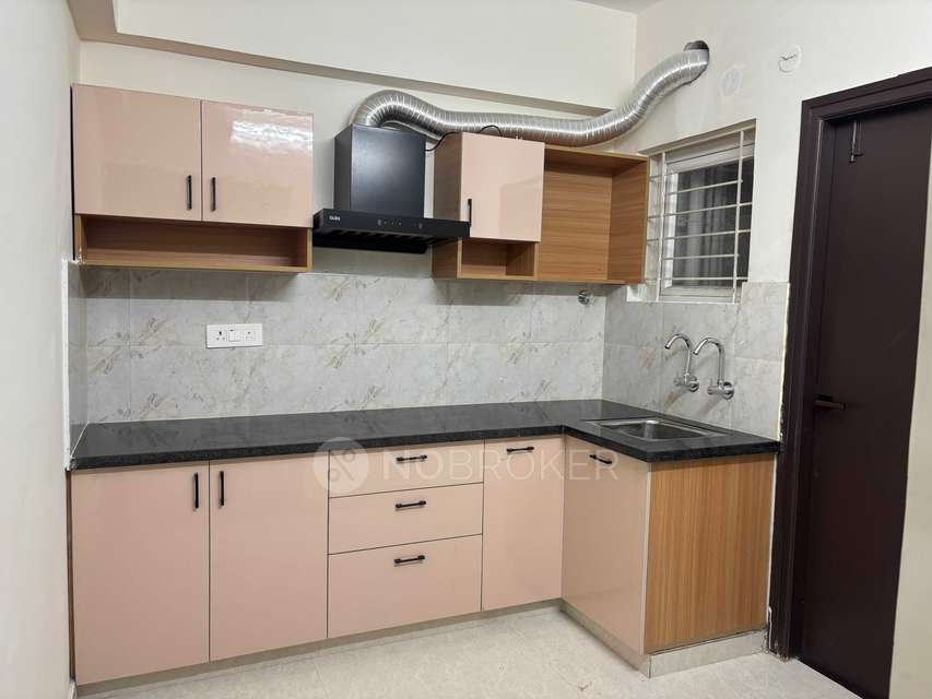 3 BHK Flat In Amrutha Platinum Towers for Rent  In Whitefield (2.5bhk)