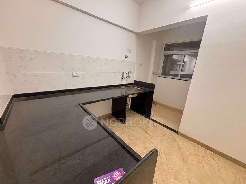 2 BHK Flat In Jhamtani Building for Rent In Pimpri Colony