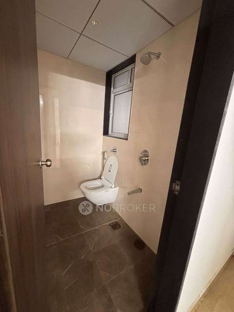 2 BHK Flat In Jhamtani Building for Rent In Pimpri Colony