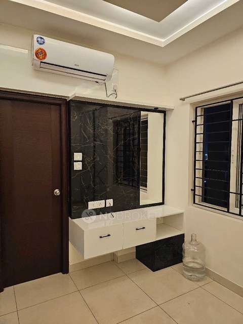 2 BHK Flat In Radiance Suprema for Rent  In  Madhavaram