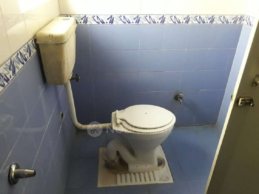 1 BHK Flat For Sale  In  Andheri West