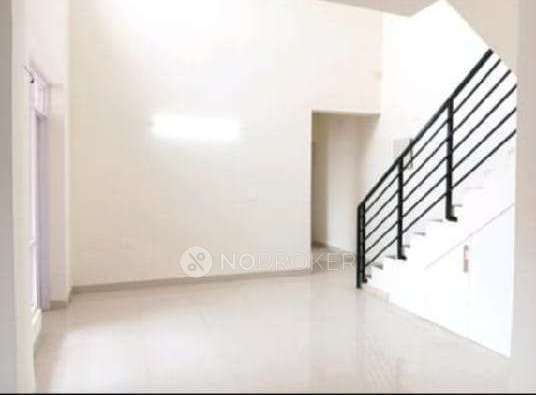 4+ BHK Flat In Pareena Express Heights for Rent  In Sector 99