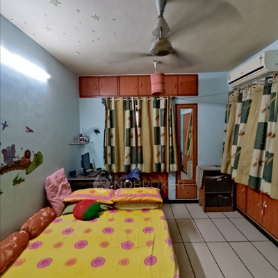 2 BHK Flat In Sharada Chs For Sale  In Jogeshwari East