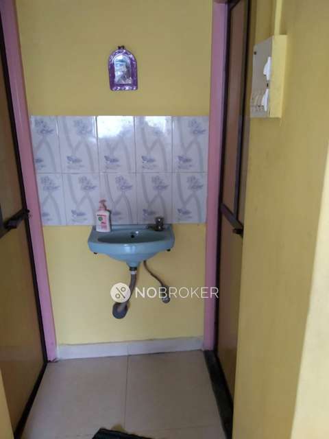 1 BHK Flat In Panchratna Apartment for Rent  In Bhekrai Nagar