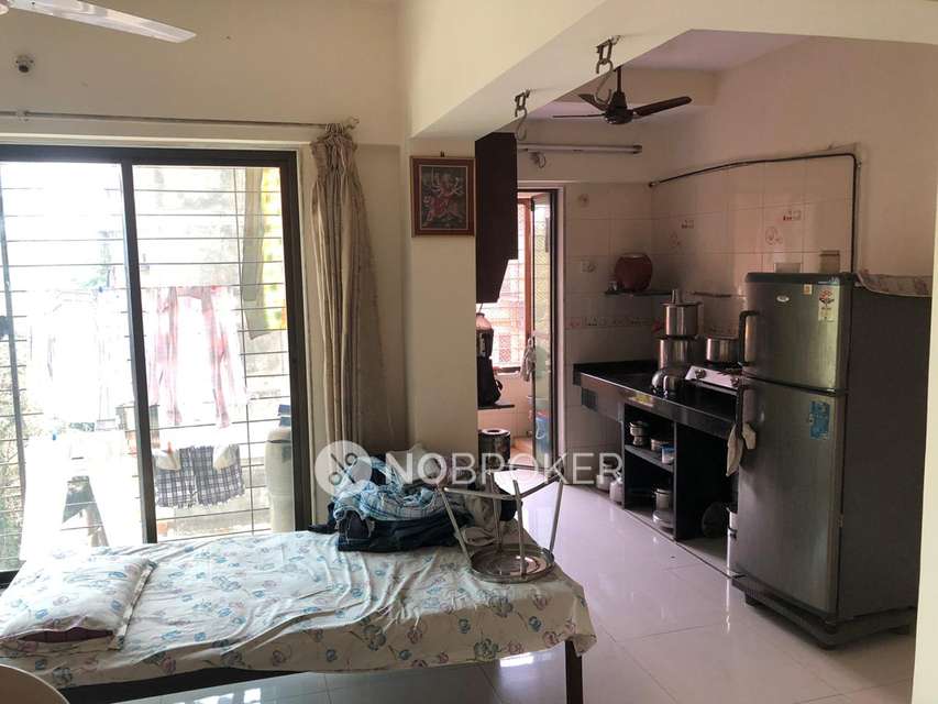 2 BHK Flat In Shree Vallabh Darshan For Sale  In Malad East