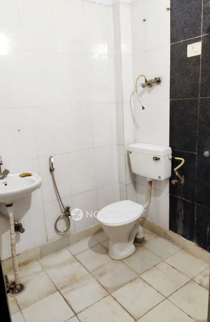 2 BHK Flat In Hanumant Appartment  For Sale  In Vaishali