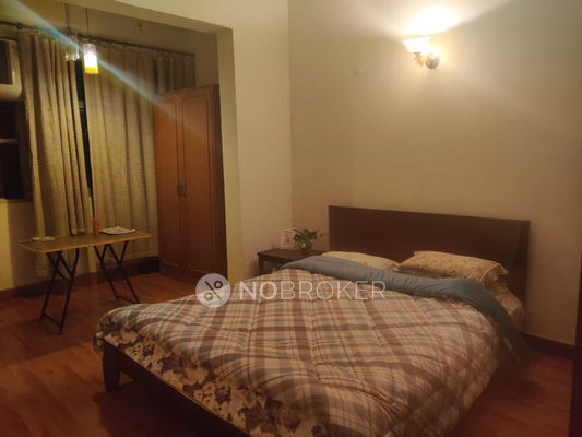 2 BHK Flat In Dlf Silver Oaks For Sale  In Sector-26