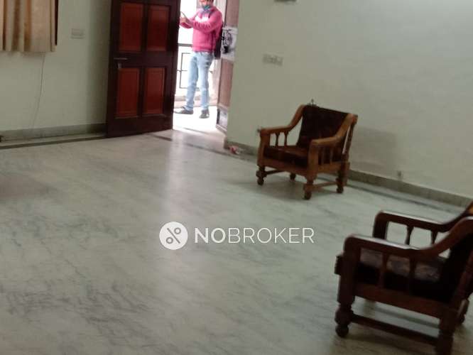 2 BHK Flat In Shalimar Apartments  For Sale  In South Extension Ii