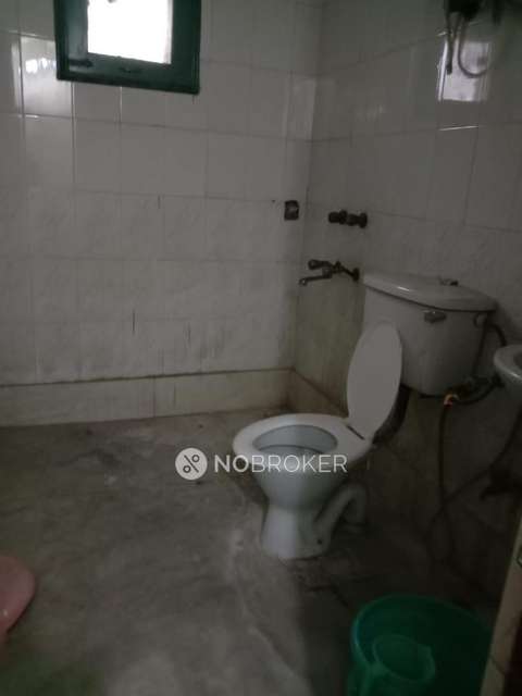 2 BHK Flat In Shalimar Apartments  For Sale  In South Extension Ii