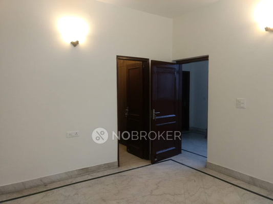 4 BHK House for Rent  In Sector 27