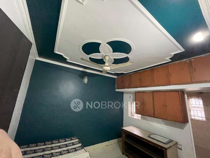 2 BHK Flat In Suryodaya Apartments for Rent  In Sector-12 Dwarka