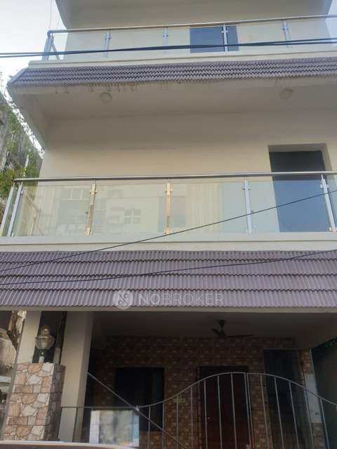 PG for Girls in Mandaveli