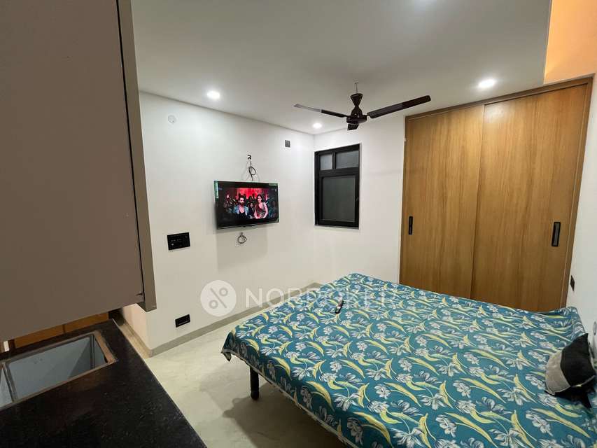 1 RK House for Rent  In Vasant Kunj