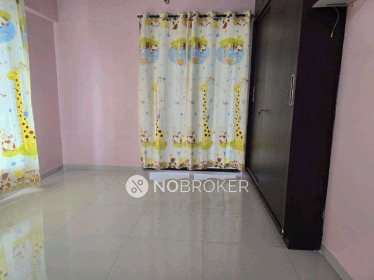 2 BHK Flat In Fifth Avenue for Rent  In Hadapsar