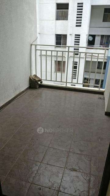 2 BHK Flat In Fifth Avenue for Rent  In Hadapsar