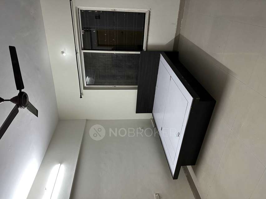 2 BHK Flat In Amar Ornate Society for Rent  In Hadapsar