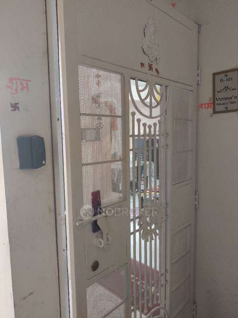 1 BHK Flat In Castle Royale for Rent  In Castle Royale
