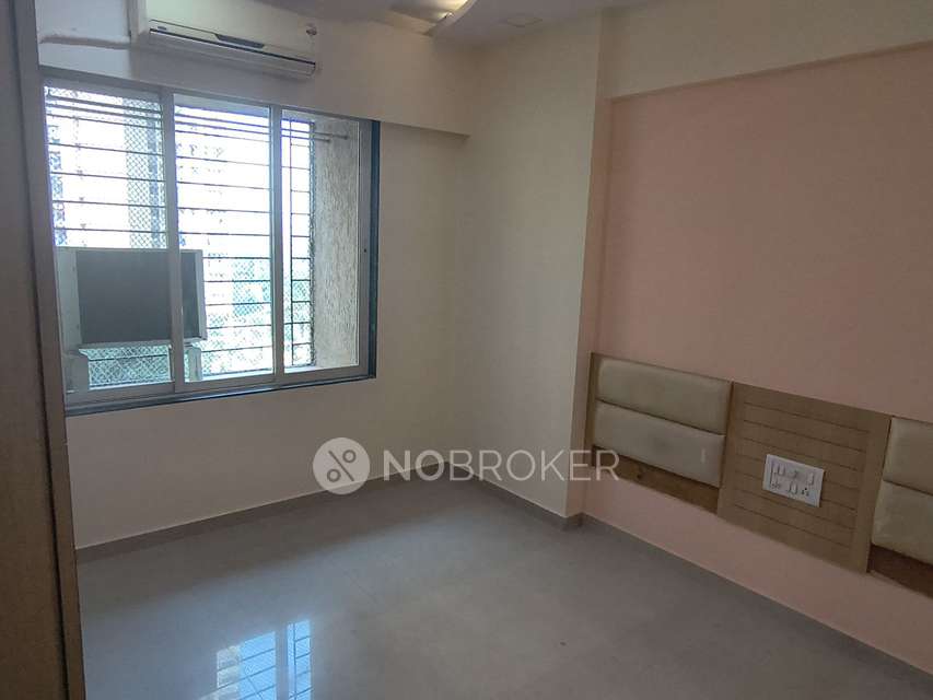 2 BHK Flat In Mahavir Kalpavruksha For Sale  In Kasarvadavali