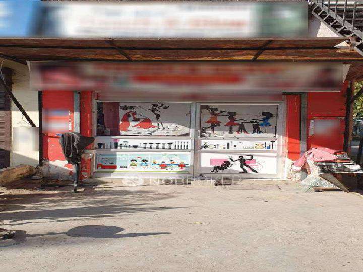 Shop in  Pushp Vihar, Delhi for Rent 