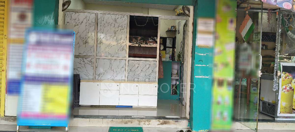 Shop in Vidya Mandir School And College, Mumbai for sale 