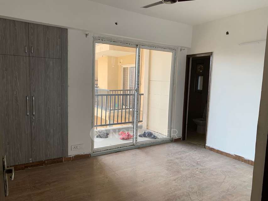 3 BHK Flat for Rent  In La Residentia
