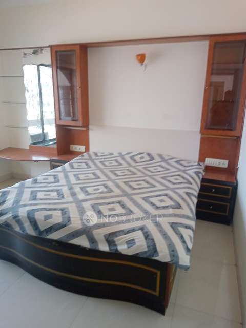 2 BHK Flat In Sagar Avenue for Rent  In Santacruz East