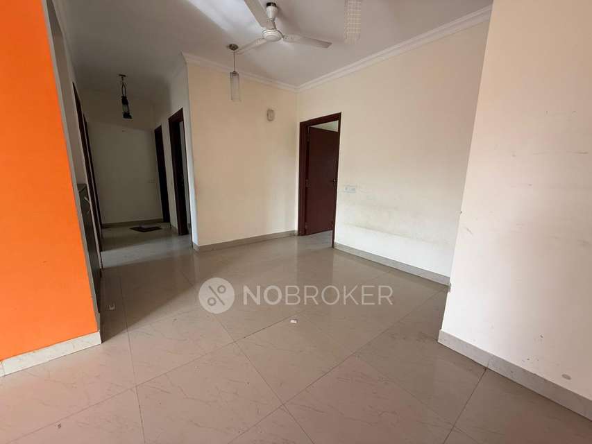 Single Room for Female In 3 BHK  In Regency Pinnacle Heights In Thanisandra