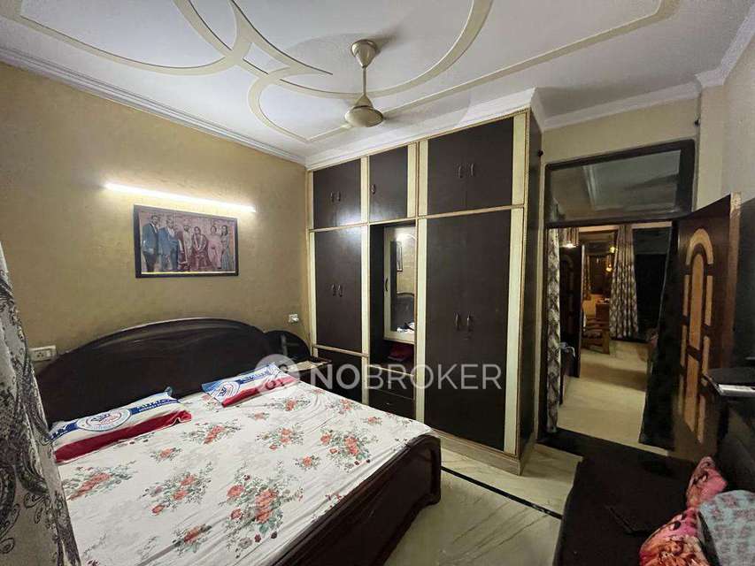 3 BHK Flat In Standalone Building  For Sale  In Uttam Nagar