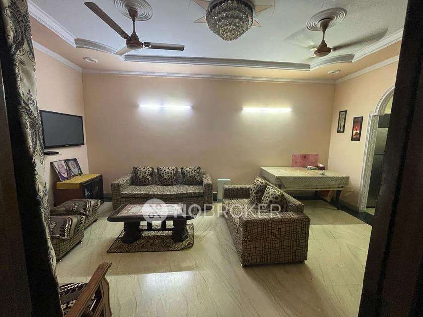 3 BHK Flat In Standalone Building  For Sale  In Uttam Nagar