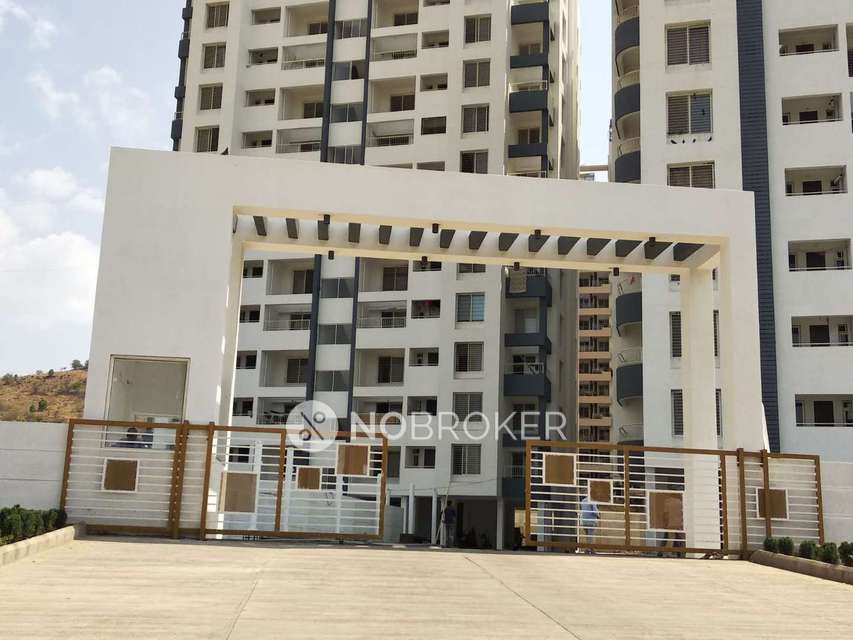 Single Room for Female In 3 BHK  In Balaji Whitefield Sus In Sus