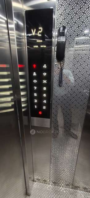 2 BHK Flat In Evershine Millenium Paradise For Sale  In Kandivali