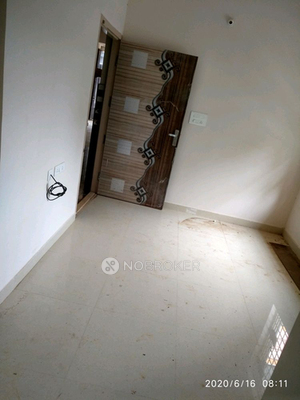 1 BHK Flat In Stand for Rent  In Kodathi