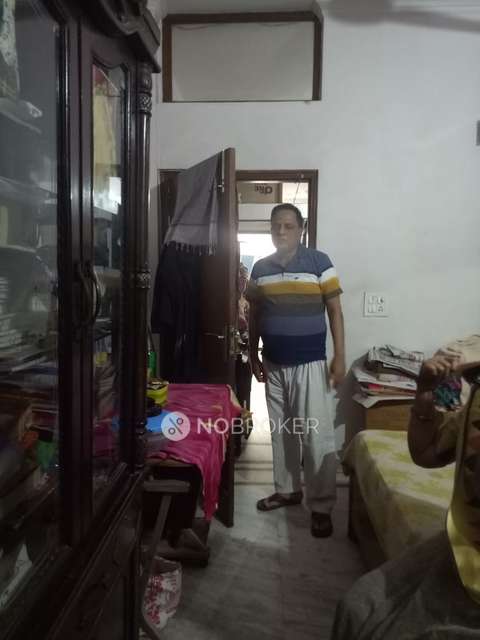 2 BHK Flat In Kasturba Niketan For Sale  In Lajpat Nagar