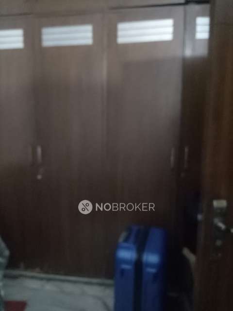 2 BHK Flat In Kasturba Niketan For Sale  In Lajpat Nagar