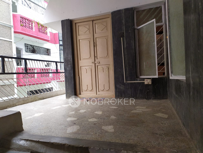 Independent House Langford Town, Shanti Nagar Rent WITHOUT BROKERAGE Unfurnished 2 BHK Rental