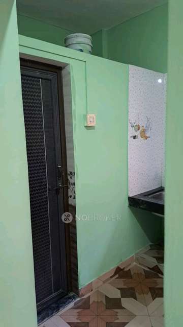1 RK Flat In Matoshree Building for Rent  In Moshi