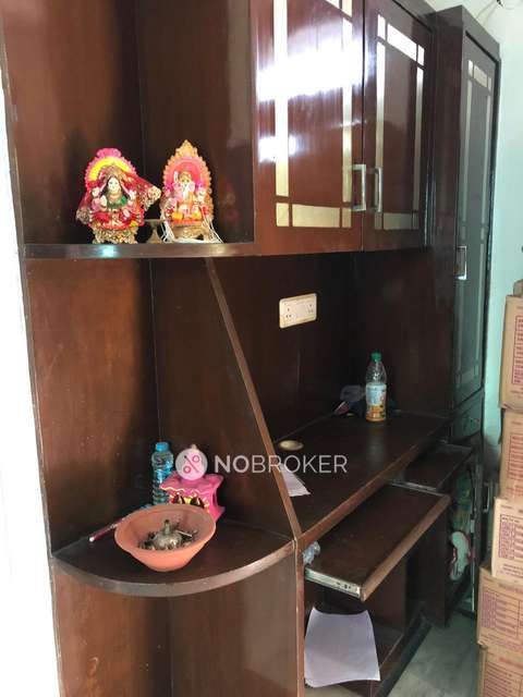 2 BHK Flat In Dda Flats For Sale  In Dilshad Garden