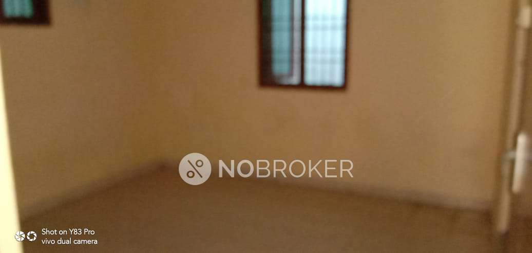 2 BHK Flat In Friends Apartment For Sale  In Chromepet