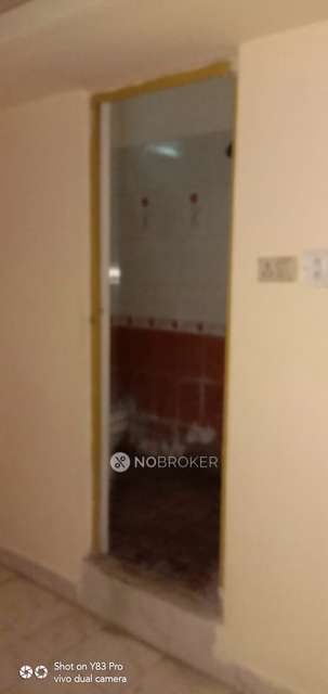 2 BHK Flat In Friends Apartment For Sale  In Chromepet