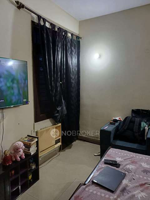 2 BHK Flat In Unitech South City Ii for Rent  In Sector 56