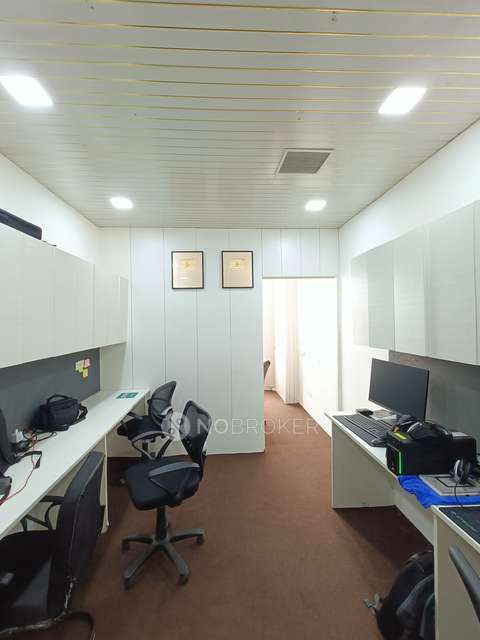 Showroom in Dwarka, Delhi for sale