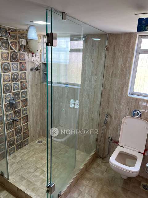 2 BHK Flat In Shaco Apartment For Sale  In Vile Parle West